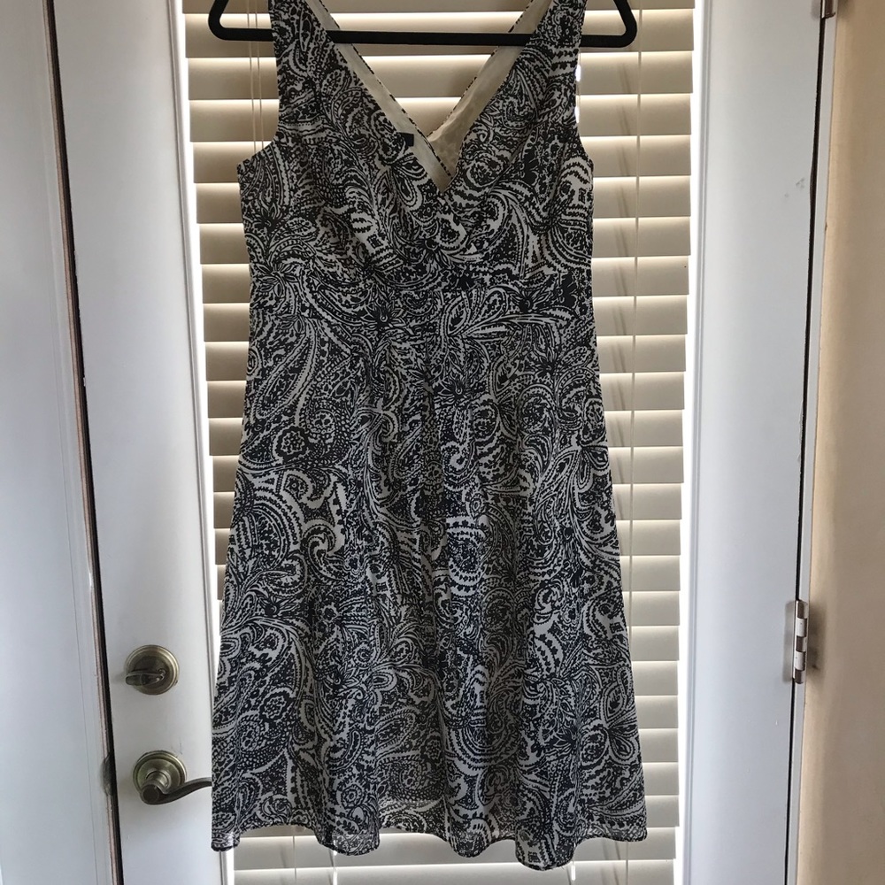 LANDS END V-Neck Summer Dress Size 8